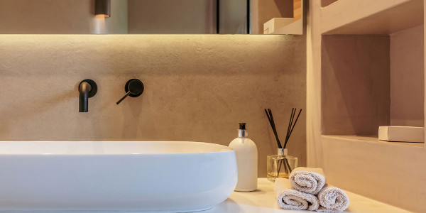 Reforma de Baños Tivissa · Amplia variedad de Revestimientos para Baños